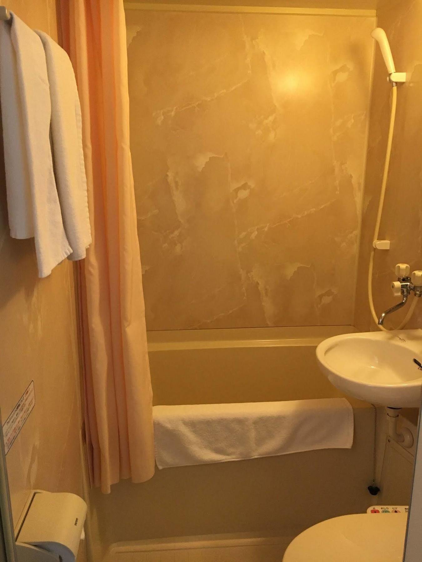 Fukuyama Rose Garden Hotel Eksteriør bilde