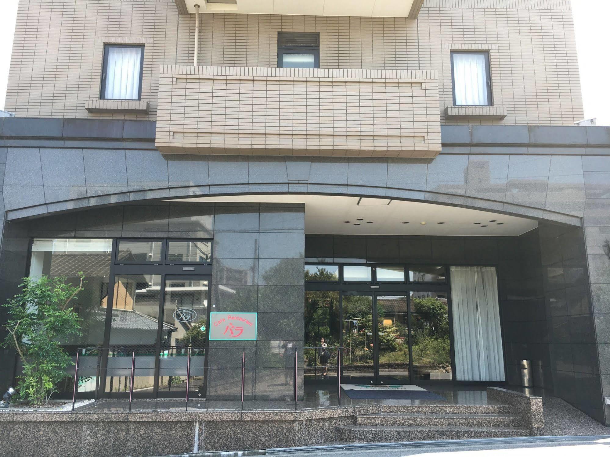 Fukuyama Rose Garden Hotel Eksteriør bilde