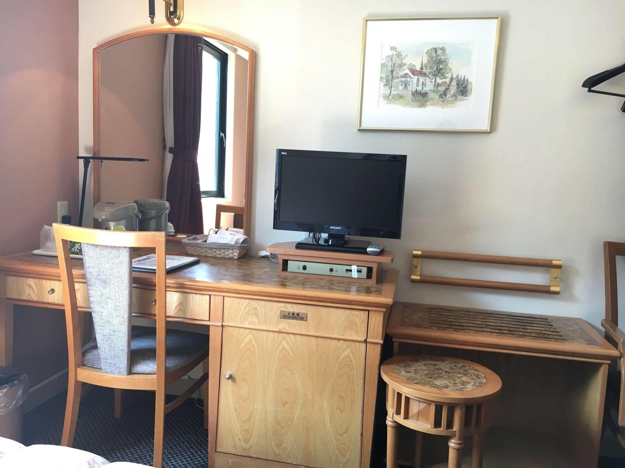 Fukuyama Rose Garden Hotel Eksteriør bilde